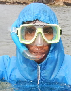 snorkeling anorak skyblue hood mindoro